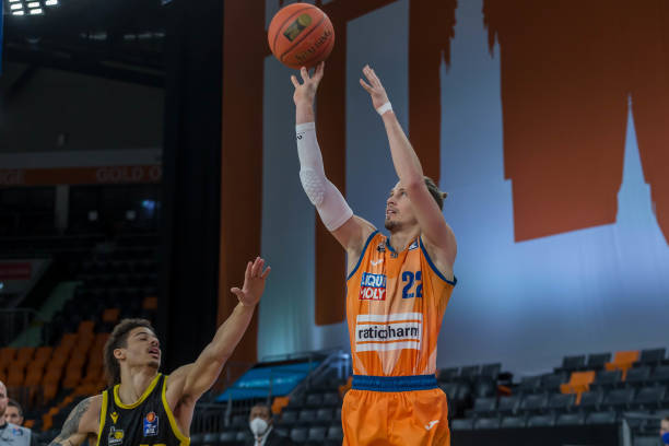 哈滕冲击顶 哈滕冲击顶