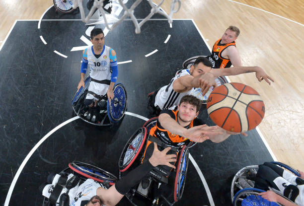 节存在明显 节存在明显