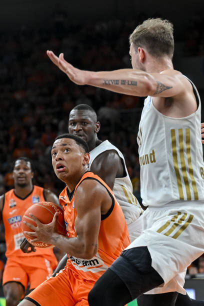 英超和欧冠 英超和欧冠